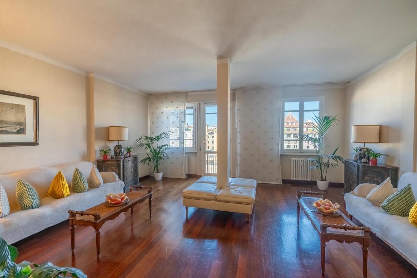Ponte Vecchio View Luxury Apartment Floransa Dış mekan fotoğraf