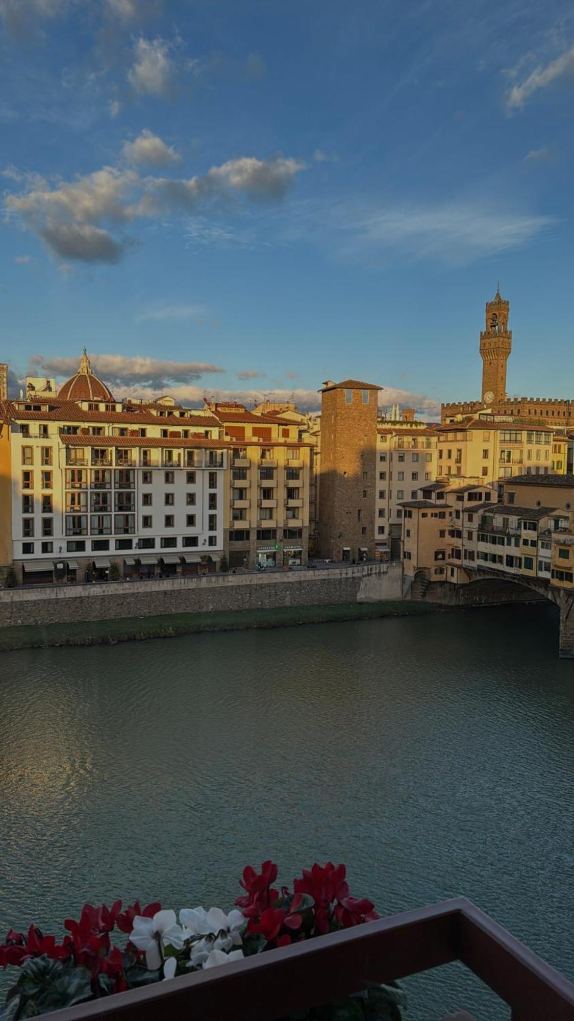 Ponte Vecchio View Luxury Apartment Floransa Dış mekan fotoğraf