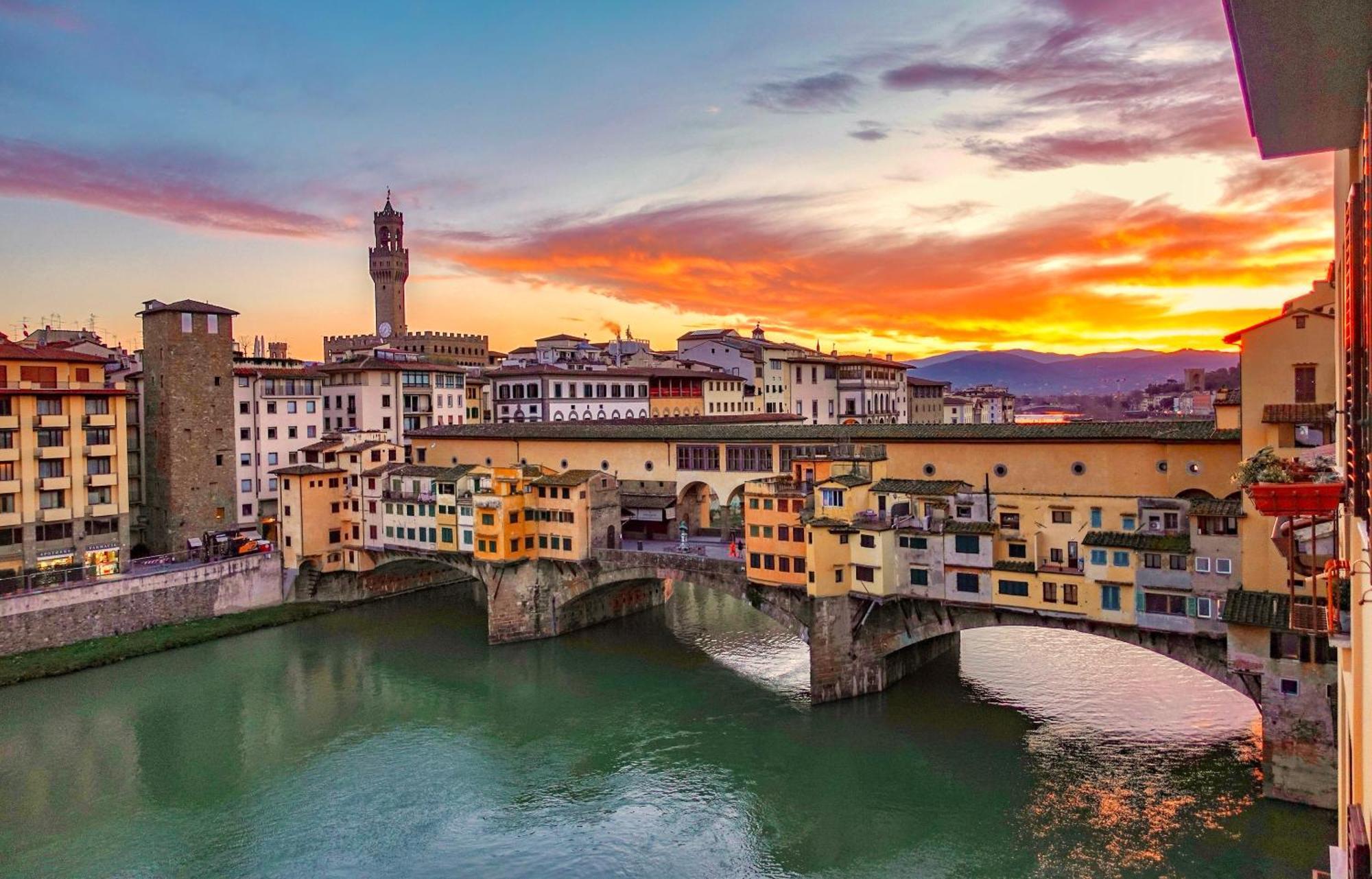 Ponte Vecchio View Luxury Apartment Floransa Dış mekan fotoğraf